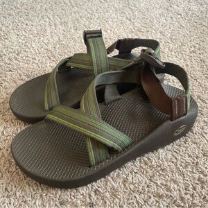 Item photo. Show Listing Details page. Listing Chaco Lowdown Mens Size 9 Hiking